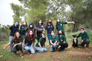 מאירים ת&#039;ארץ: אלפי בני נוער יצאו מהמסכים למפגן התנדבות ענק ברחבי ישראל